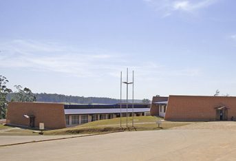 ESCOLA-TECNICA-ESTADUAL-Capao-Bonito--fachada