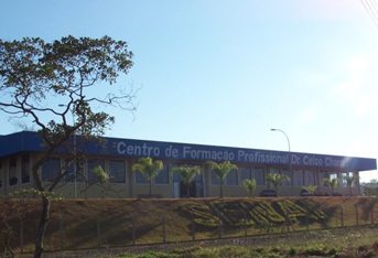 SENAI-Para-de-Minas--fachada
