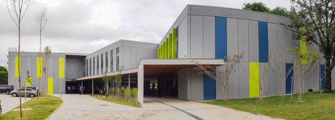 escola-profissionalizante-de-biotecnologia-e-doada-no-brasil-desk